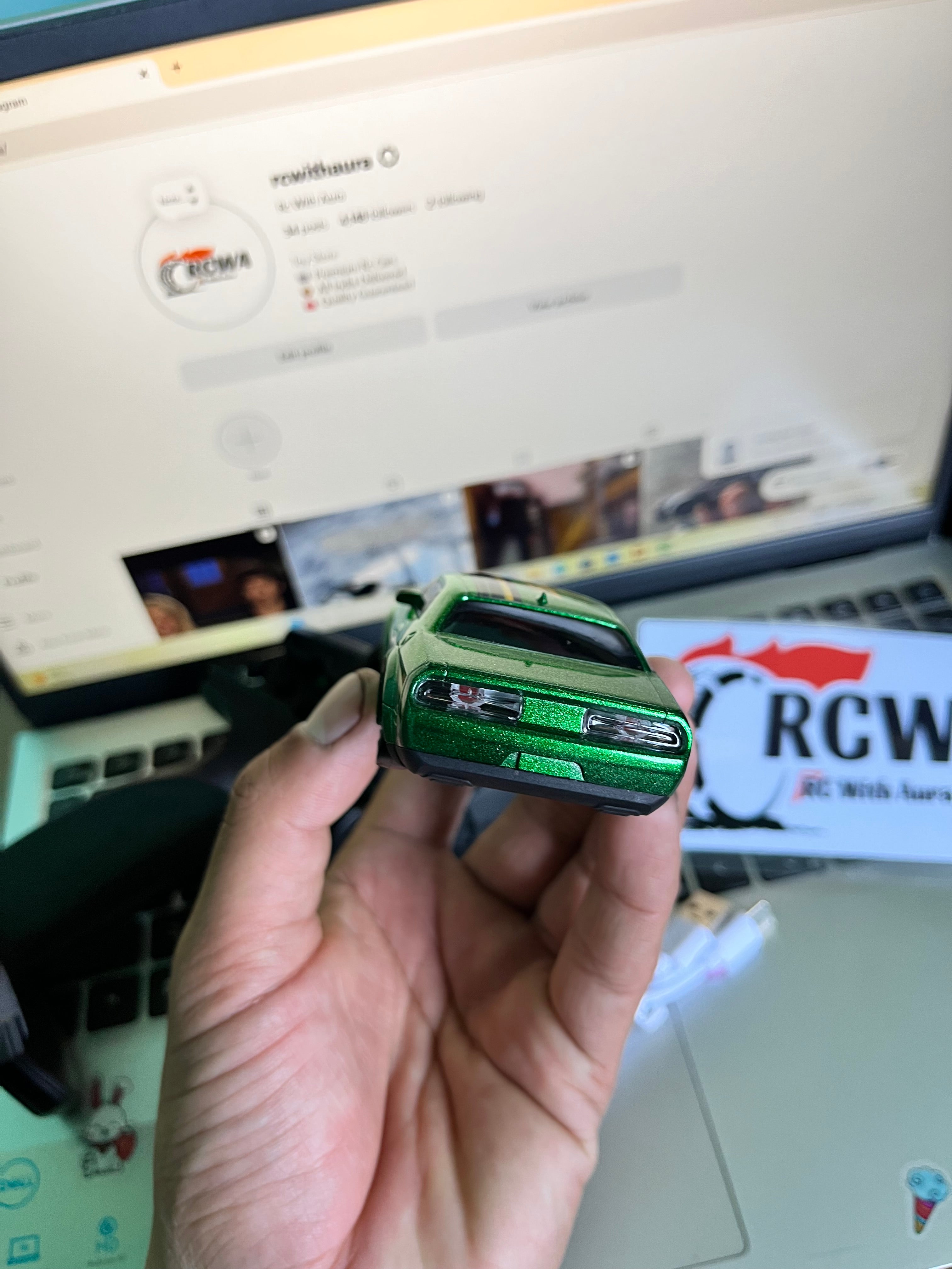 1\43 Scale High Speed Mini RC Drift Car (green)