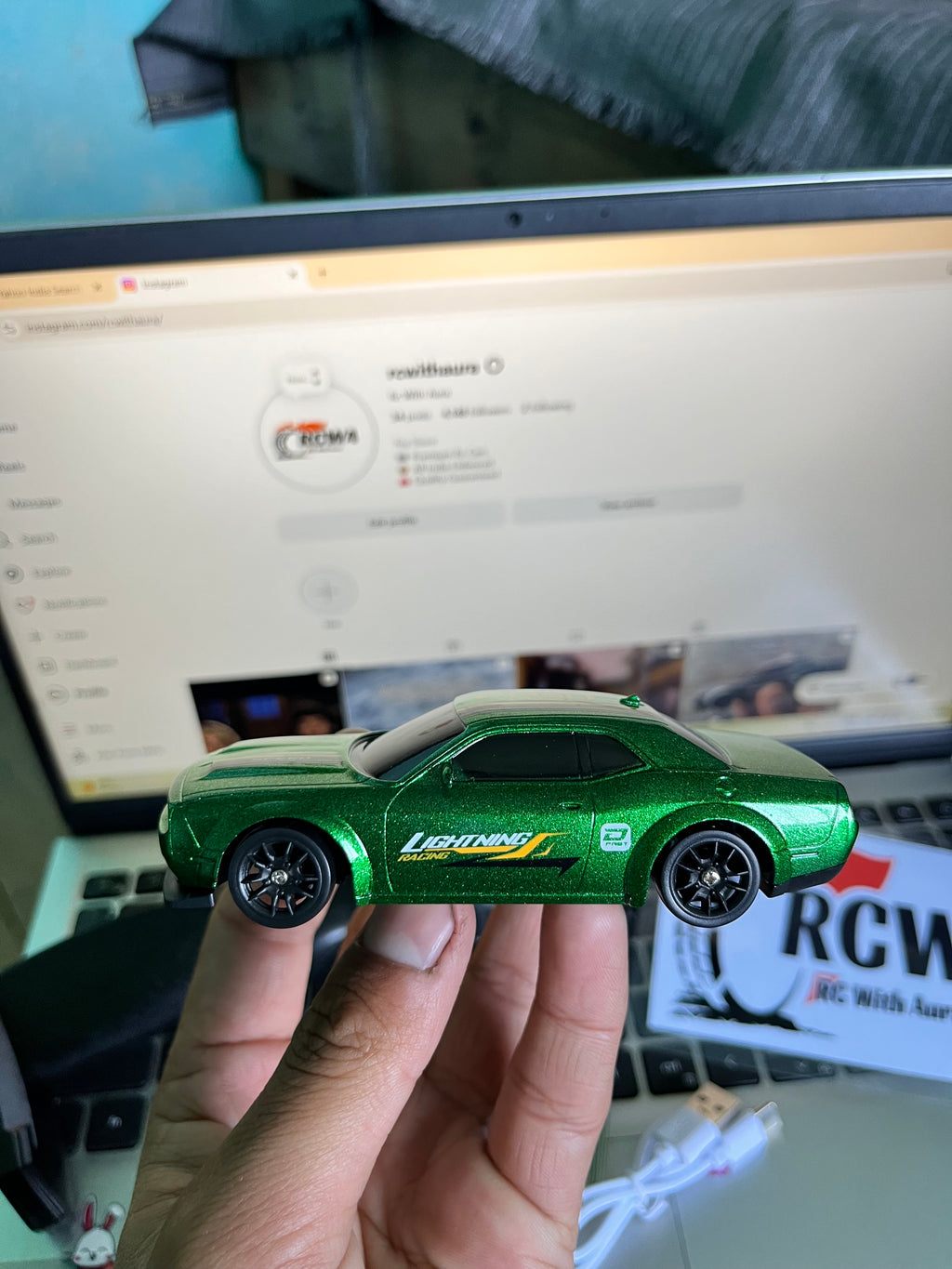 1\43 Scale High Speed Mini RC Drift Car (green)